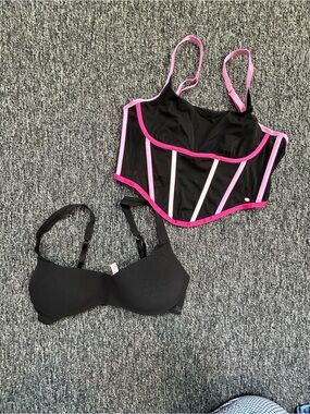 Women’s Black Corset Top with Pink Trim and a Pink Bra size small